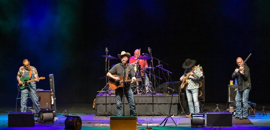 Outlaw Jim & The Whiskey Benders with Special Guest Whiskey Hill