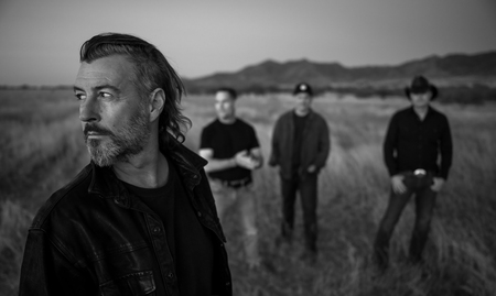 Roger Clyne and The Peacemakers