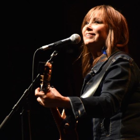 Suzy Bogguss with Special Guest Billy Ebeling